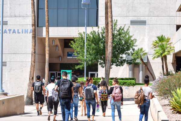 Students walking into an Arizona community college